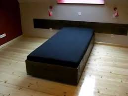 Ikea hack bett bauen aus . Sofa Oder Bett Selber Bauen Leicht Gemacht Youtube