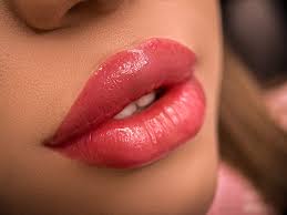 best lips blushing in brickell miami
