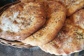 Pan en cazuela, pan milagro o pan en pirex, esta receta de pan fácil es una de las más sencillas para principiantes. Receta Facil Como Hacer Pan En Casa Durante La Cuarentena Metro Ecuador