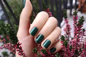 dark green nail polish is trending for