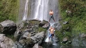 Terletak di desa dudakawu kabupaten jepara, wisata air terjun ini menyajikan keasrian alam loh. Air Terjun Grinjingan Getasan Semarang Dekat Kopeng