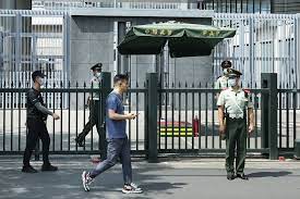 北京の日本大使館、イベント延期 抗議電話で中国に対応要求（共同通信） - Yahoo!ニュース