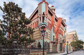 Die top 10 attraktionen für 2021 (mit fotos & karte). Die 6 Schonsten Gaudi Attraktionen In Barcelona