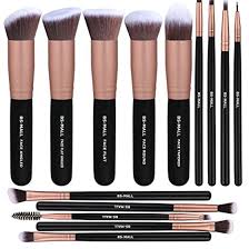 makeup brush set is a bestseller on amazon