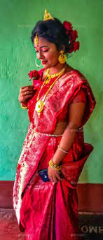 bengali bridal makeup looks stock photo