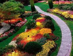 23 Amazing Flower Garden Ideas Sloped