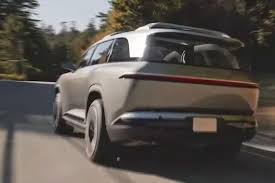 The company is touting the car as a faster, more efficient and spacious vehicle than the tesla model s. Lucid Motors Comes With An Electric Suv Techzle