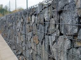 retaining wall installation cost in