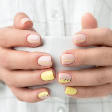 clean and natural nail polish brands