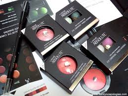 lakme absolute makeup collection