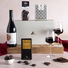 red wine dark chocolate gift box