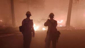 Il palazzo è ancora in fase di spegnimento. Maxi Incendio In Oregon E Il Sesto In Un Anno Impegnati Oltre 2100 Vigili Del Fuoco