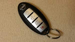 Key fob keyless entry remote fits nissan frontier armada murano pathfinder quest sentra titan versa xterra/infiniti qx4 fx35 fx45 (kbrastu15), set of 2 4.4 out of 5 stars 2,589 $12.95 $ 12. Nissan Key Fob Battery Replacement Youtube