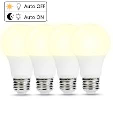 Dusk To Dawn Led Light Bulbs A19 Light Bulbs E26 Base 40w Equivalent 6w Daylight White 5000k Auto On And Off Pack Of 4 E26