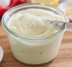 white eggless mayonnaise packaging