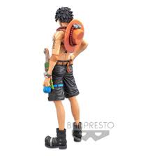 With his crew of pirates, named the straw hat pirates, luffy explores the grand line in search of the world's ultimate treasure known as one piece in order to become the. Actionfilmfigurenstatues One Piece