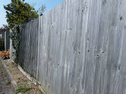 All About Wooden Garden Fence Maintenance