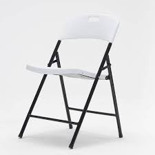 plastic folding chairs