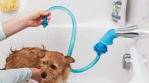 It is perfect for rinsing off, bathing children, washing pets and even cleaning tubs. Rinseroo Slip On Shower Attachment Hose Youtube