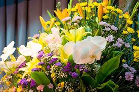 Search again what you are looking for. Funeral Flower Guide Popular Arrangements Sunlife