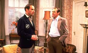 Sitter in 1 portrait geoffrey palmer worked in an imports office and then as an accountant before he was persuaded to join the local amateur dramatics society. British Sitcom Legend Geoffrey Palmer Dead At 93 Butterflies And As Time Goes By Star Dies At Home Express Digest