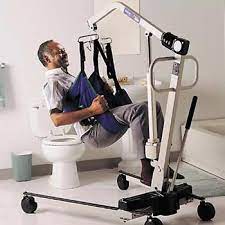 We plan to get a hoyer lift soon, and i wonder if it is possible to successfully move an elderly, continent man to the commode and back to we just had a visit from a occupational therapist who painted a discouraging picture of what it was like to use a hoyer lift to transfer a family member to the commode. Invacare Toileting Sling W Belt Invacare Bathing Toileting Slings
