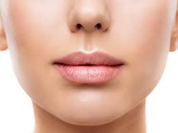 pregnancy lips dry swollen chapped