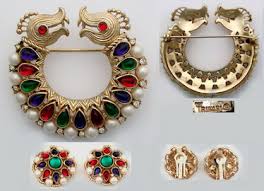 vine or antique costume jewelry