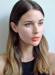 tips to pull off orange lipstick like a