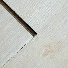 fix gaps in laminate floor