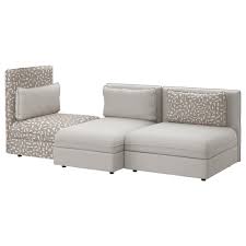 Questo divano letto assembla classe e funzionalità, in quanto può essere utilizzato come un divano, come un letto singolo o come un letto matrimoniale. Recensione Del Divano Vallentuna Ikea Qualcosa Di Sospetto E In Arrivo
