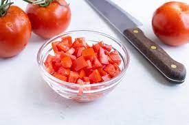 how to dice a tomato no mess method