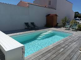 maison avec piscine au calme villa