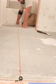 how to tile a bathroom floor for