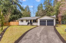 sammamish wa homes with garages for