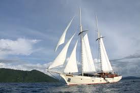 Cruising Indonesia on the schooner Mutiara Laut