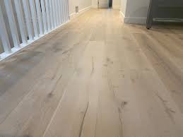installing engineered hardwood floor on