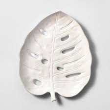 opalhouse white stoneware leaf plate