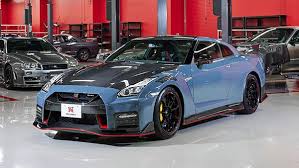 Pretty aesthetic r34 skyline : 2022 Nissan Gt R Nismo Revealed Features Aesthetic Changes And Performance Upgrades Drivespark News