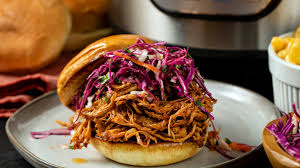 bbq pulled pork in the slow cooker