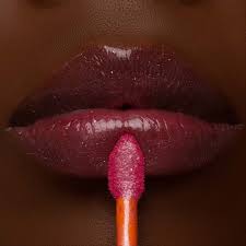 gloss fire kiss bergamota mari maria