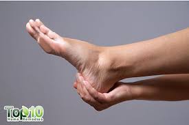 home remes for swollen feet during