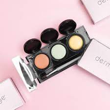 behind the scenes color corrector palette
