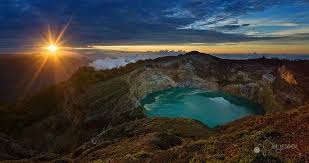 Image result for kelimutu flores