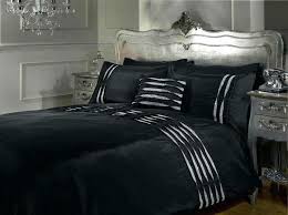 Black Bedding The Perfect Decoration