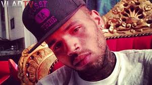 Chris brown tattoos rihanna's face on. Did Chris Brown Get Rihanna Tattoo On His Neck