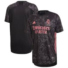 Real madrid third kit was initially scheduled to be released in july but due to coronavirus, it was pushed to a later date before it was unveiled on the kit is predominantly black along with a spring pink logo, the iconic real madrid club crest and stripes on the sides. Real Madrid 20 21 Third Kit Released Footy Headlines