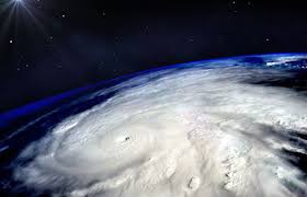 La presencia de una onda tropical con 90% de posibilidad de llegar a ser ciclón tropical favorecerá condiciones lluviosas en el territorio nacional, incluido el mar caribe. Como Prepararse Para Un Huracan O Una Tormenta Tropical Especiales Cdc Cdc En Espanol
