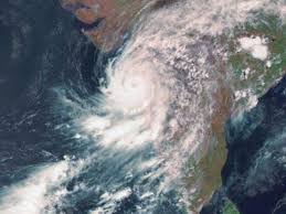 Luhui zoom earth shows new nasa satellite images every day. Scary Images Of Nisarga Cyclone From Outer Space Businessinsider India