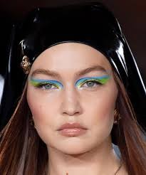 beauty looks from the spring 2022 shows